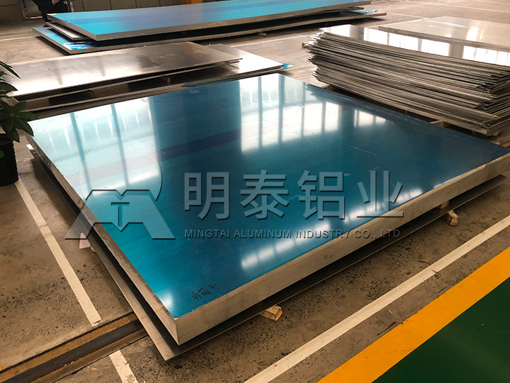 5052A鋁板機(jī)械性能穩(wěn)定 5052A鋁板機(jī)械性能穩(wěn)定